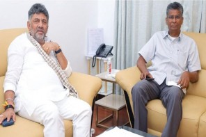 മുസ്ലിമുകൾ കർണാടകത്തിലെ കോൺഗ്രസ്സിൽ നിന്നകലുന്നു; ഡി കെ ശിവകുമാറുമായി ചർച്ച നടത്തി സതീഷ് ജാർക്കിഹോളി